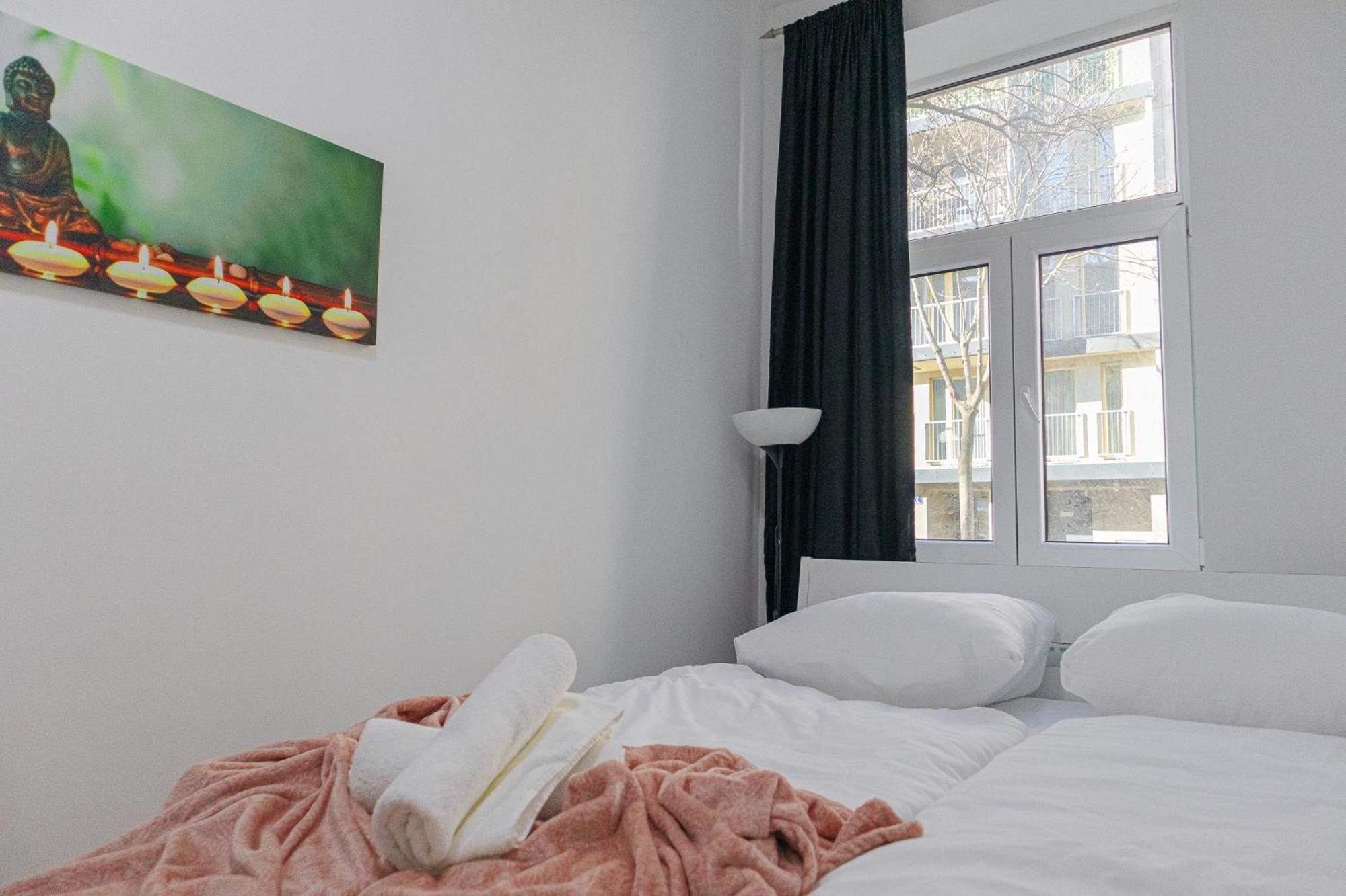 Affordable 5-Br Shared Apartment / Enkplatz U3 Getaway Vienna Exterior photo